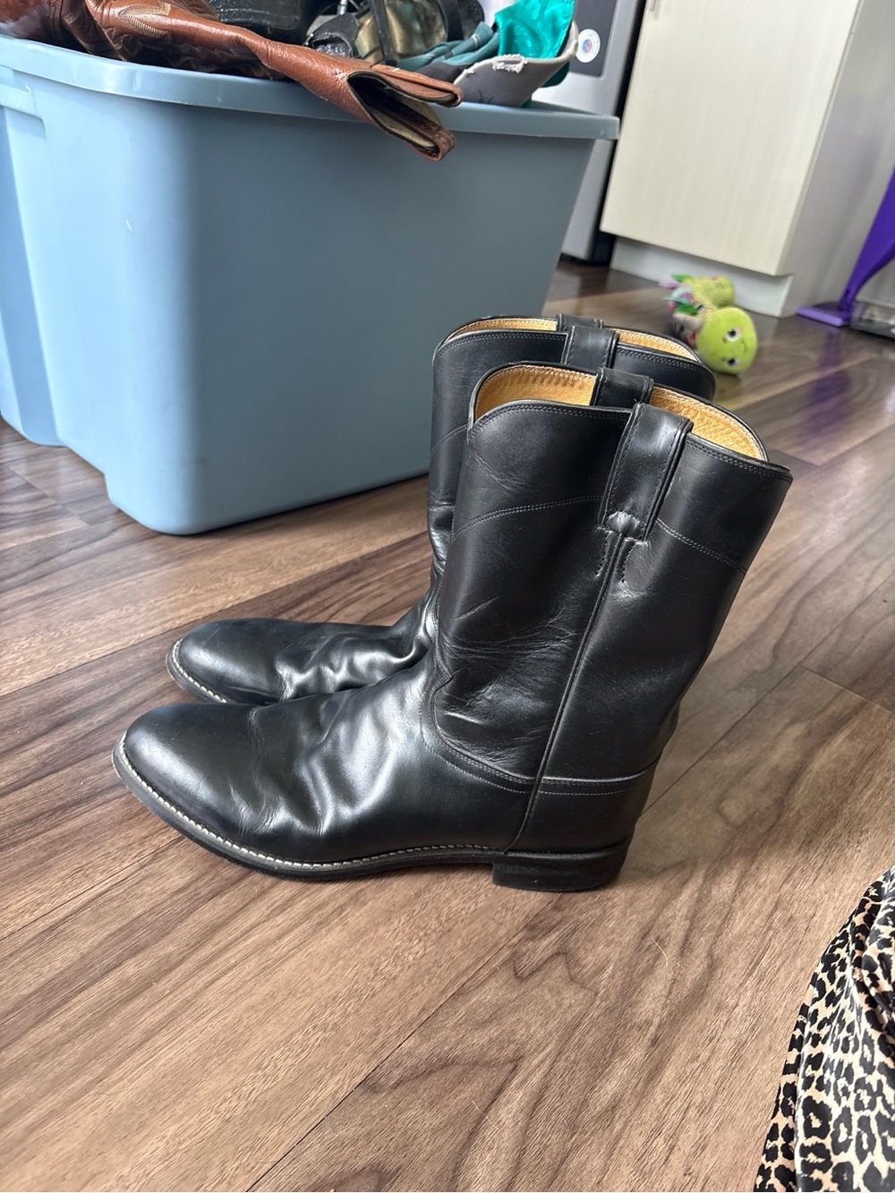 Justin Boots Black Leather Men's Western Boots